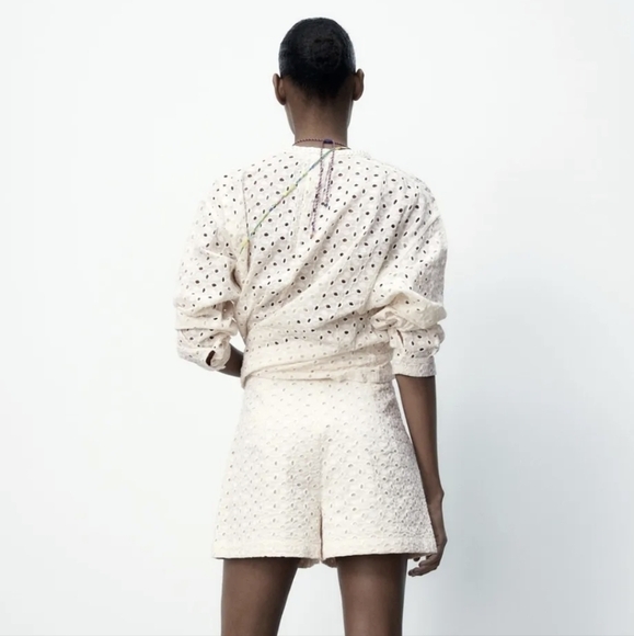 Zara cream beige shorts with cutwork embroidery size Medium Bohemian Cottagecore - Picture 15 of 16